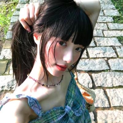 金鳞化凤报母恩